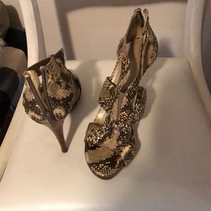Stuart Weitzman Pumps
